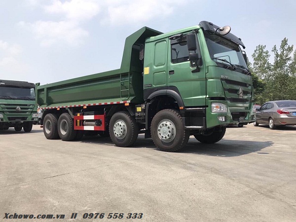 giá xe ben howo 4 chân cấu hình đầy đủ.