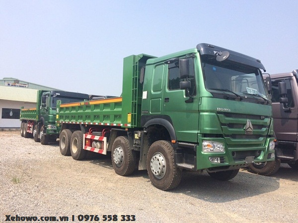 Xe ben howo 4 chân thùng vuông thép T1700 ngoại thất bắt mắt.